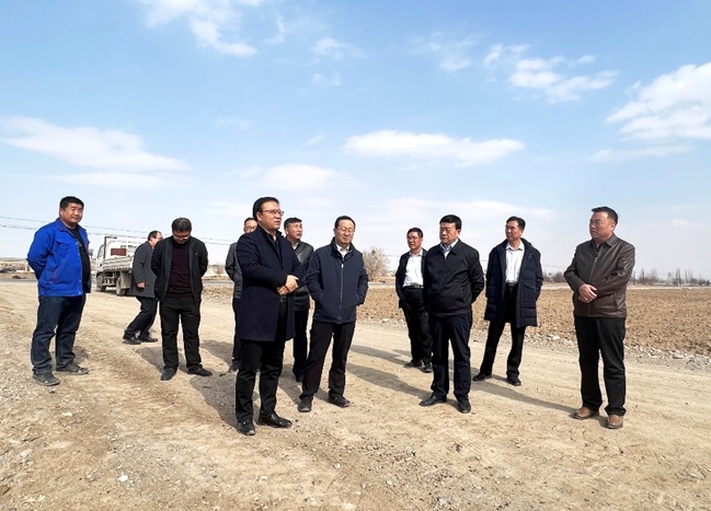 振興種業(yè)在行動(dòng),敦煌種業(yè)牽手奧凱種機(jī)、大禹節(jié)水現(xiàn)場(chǎng)對(duì)接推進(jìn)千畝智慧種業(yè)示范園區(qū)建設(shè)項(xiàng)目